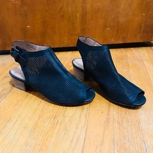 Restricted Haze Lazer Cut Heel Sandal 👡